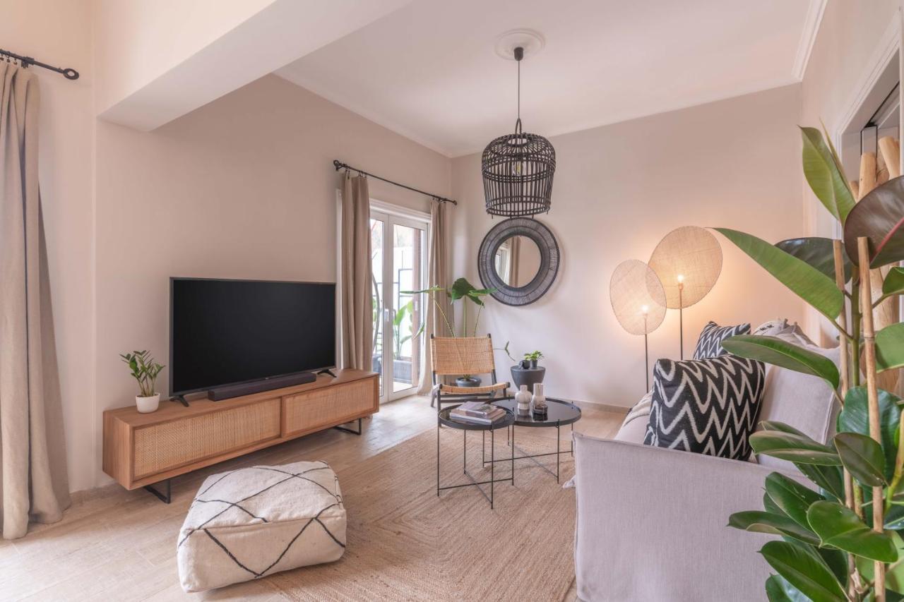 Appartamento Minimal Retreat W/ Watercoloured Sunset View Pireo Esterno foto